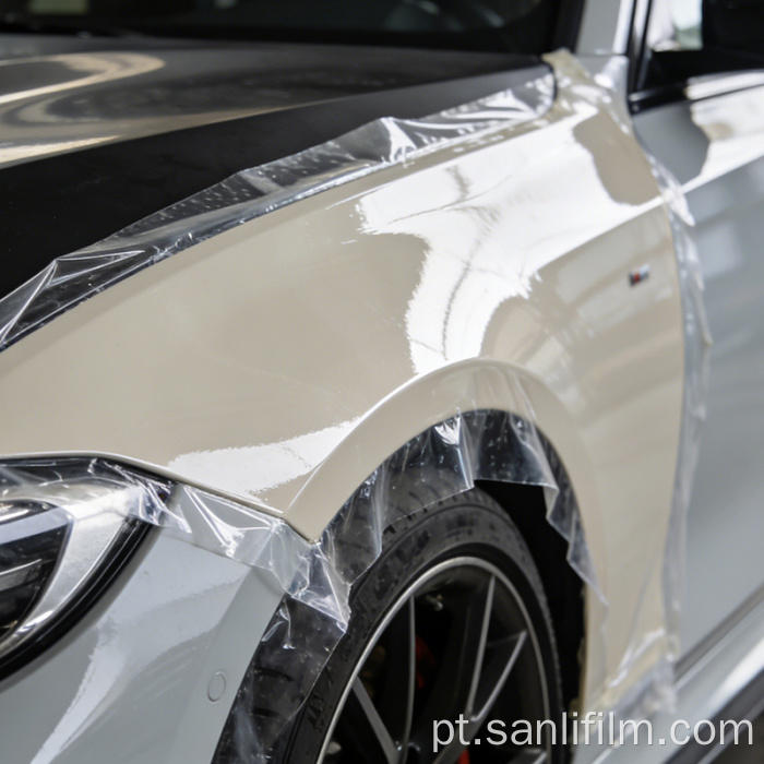 Opção de espessura para película protetora de pintura transformada